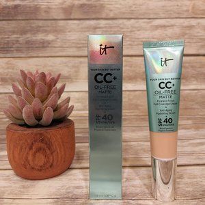 IT Cosmetics CC+ Light Medium Foundation